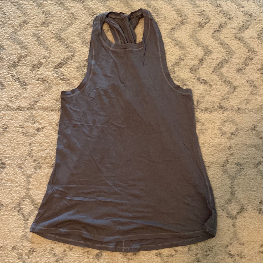 Lululemon tank